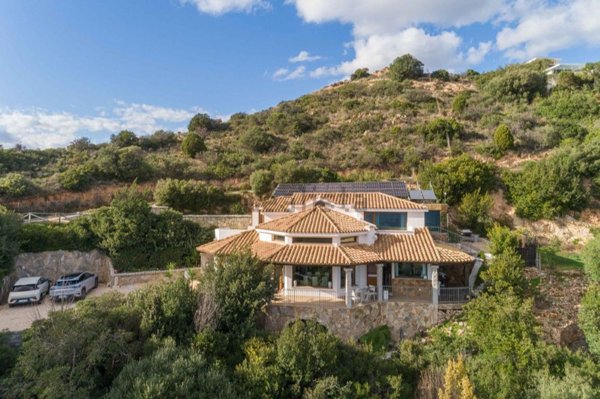 casa indipendente in vendita a Domus de Maria in zona Eden Rock