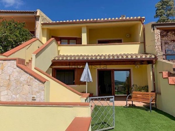 casa indipendente in vendita a Domus de Maria in zona Chia