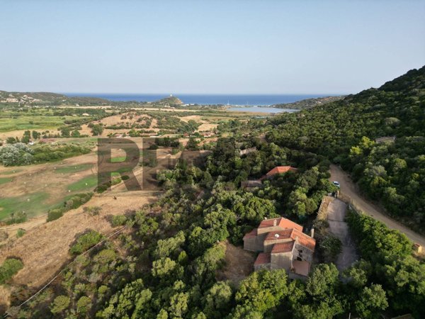 casa semindipendente in vendita a Domus de Maria in zona Chia