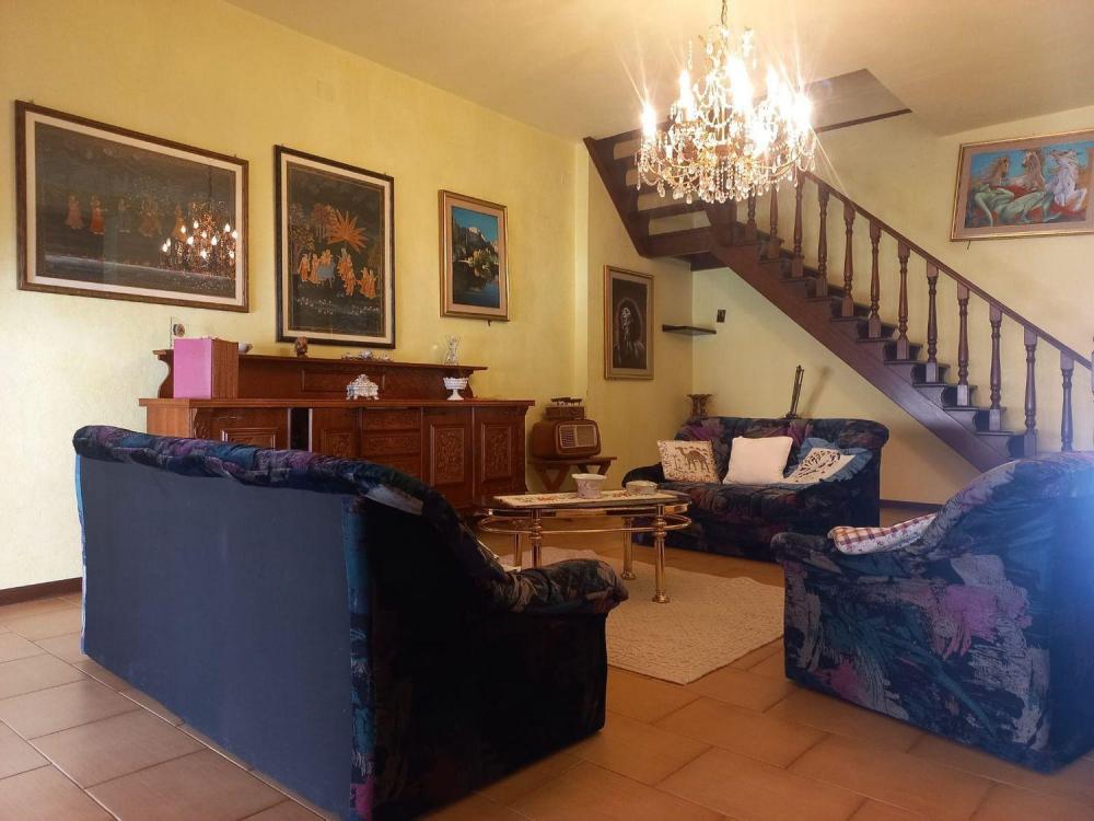 casa indipendente in vendita a Domusnovas