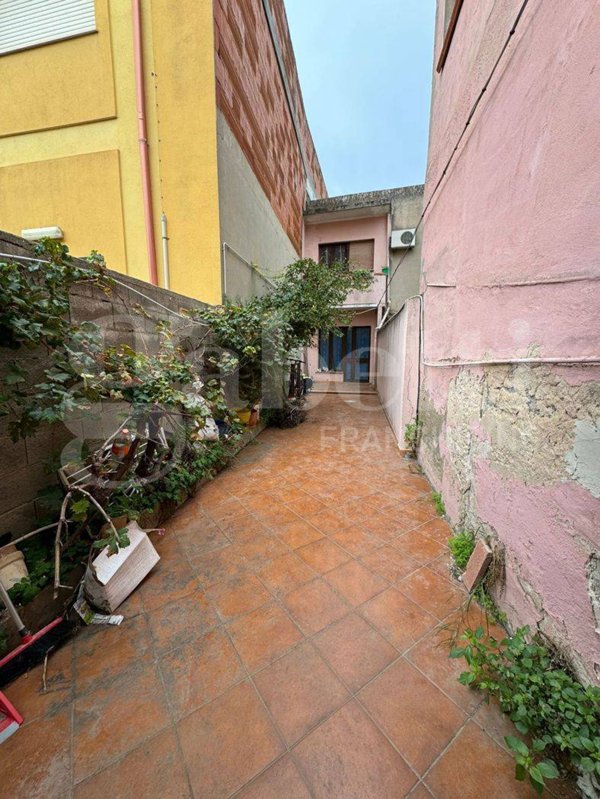 casa indipendente in vendita a Domusnovas