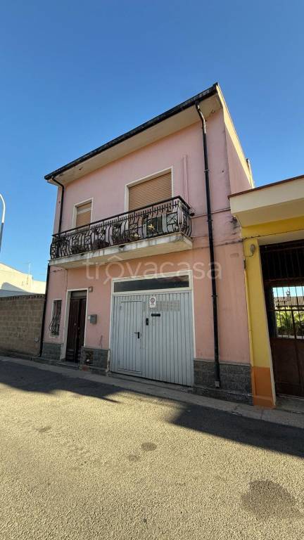 casa indipendente in vendita a Domusnovas