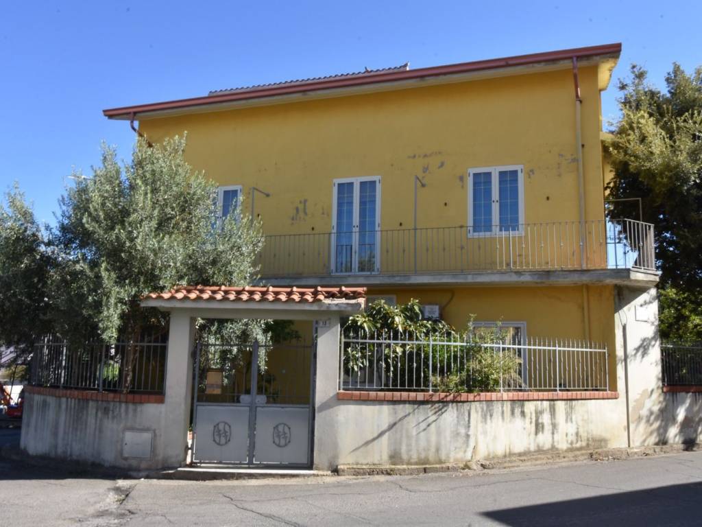 casa indipendente in vendita a Domusnovas