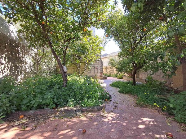 casa indipendente in vendita a Domusnovas