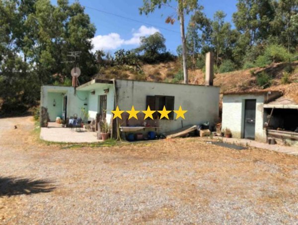 casa indipendente in vendita a Fluminimaggiore