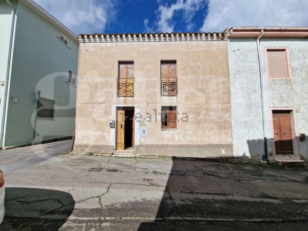 casa indipendente in vendita a Fluminimaggiore