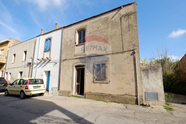 casa indipendente in vendita a Giba