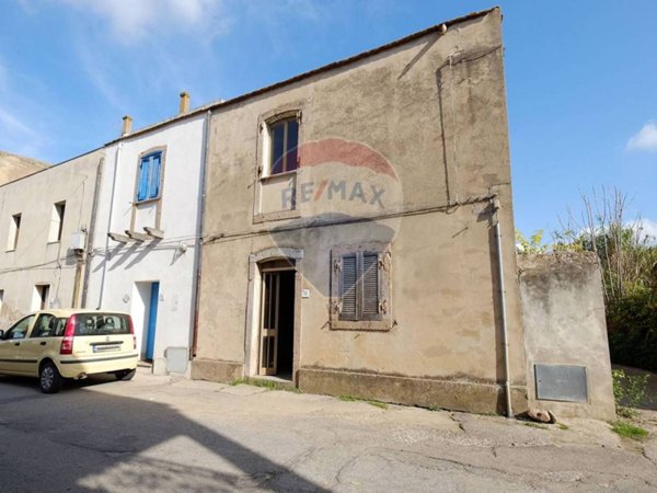 casa indipendente in vendita a Giba