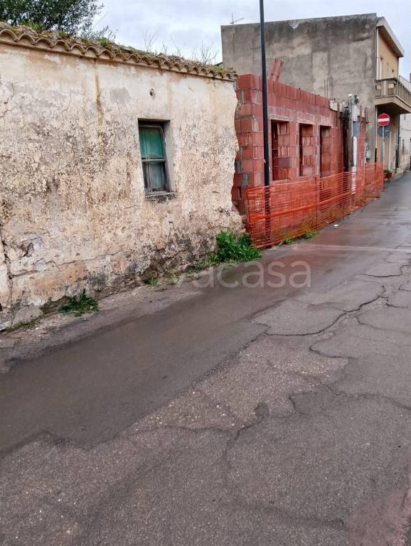 casa indipendente in vendita a Giba