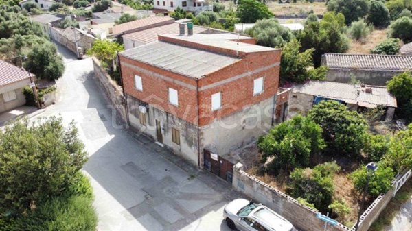 casa indipendente in vendita a Giba