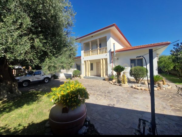 casa indipendente in vendita a Giba