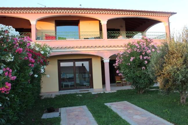 casa indipendente in vendita a Giba in zona Villarios