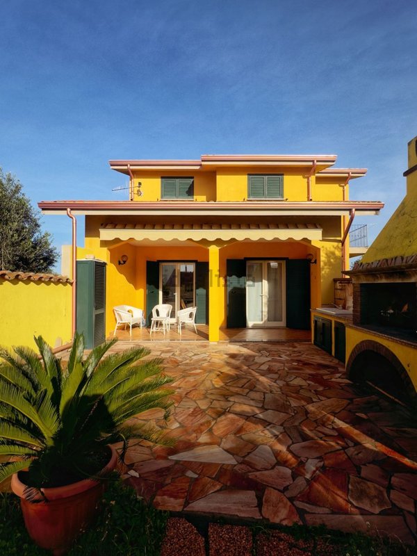 casa indipendente in vendita a Giba