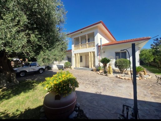 casa indipendente in vendita a Giba