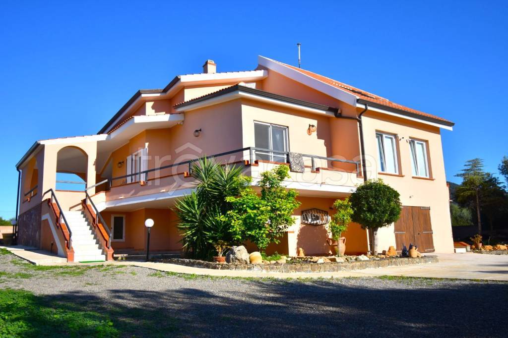 casa indipendente in vendita a Gonnesa