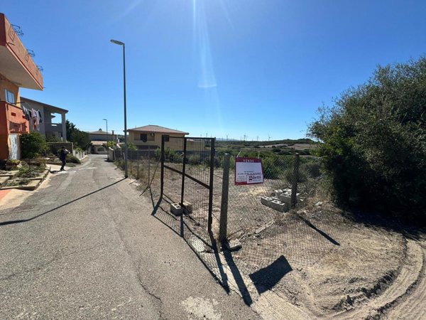 terreno in vendita a Gonnesa in zona Nuraxi Figus
