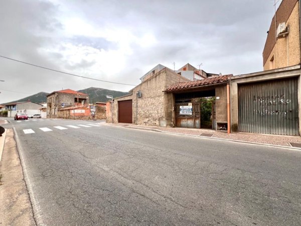 casa indipendente in vendita a Gonnosfanadiga