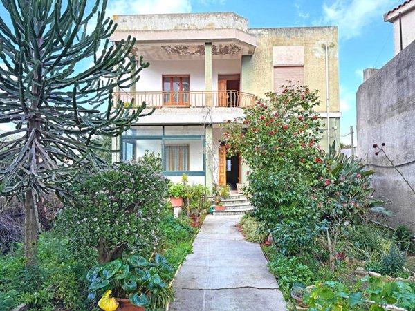casa indipendente in vendita a Gonnosfanadiga