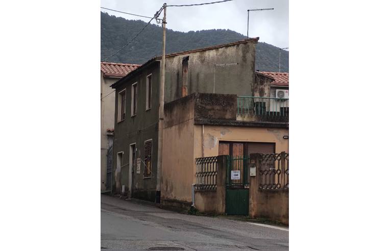 casa indipendente in vendita a Gonnosfanadiga