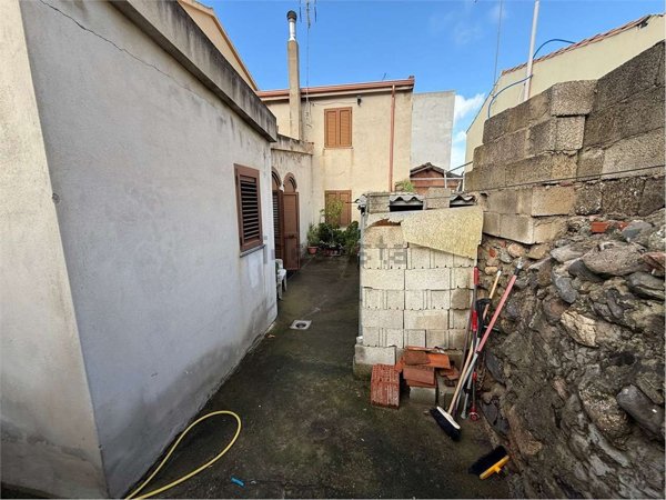 casa indipendente in vendita a Gonnosfanadiga