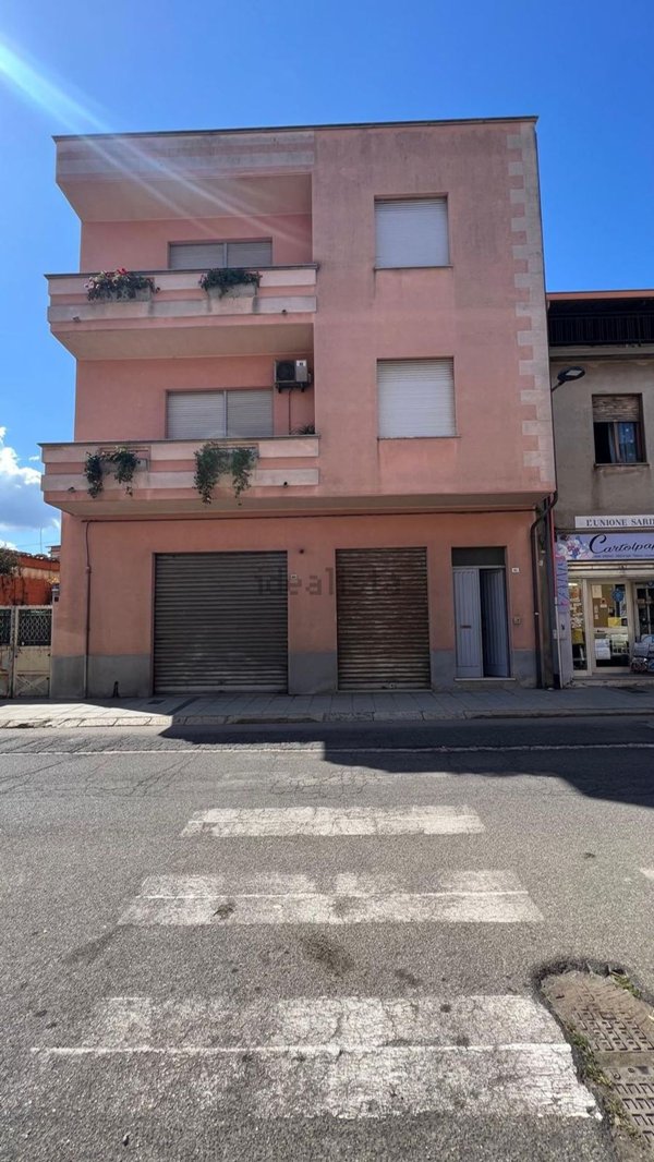 esavano in vendita a Guspini