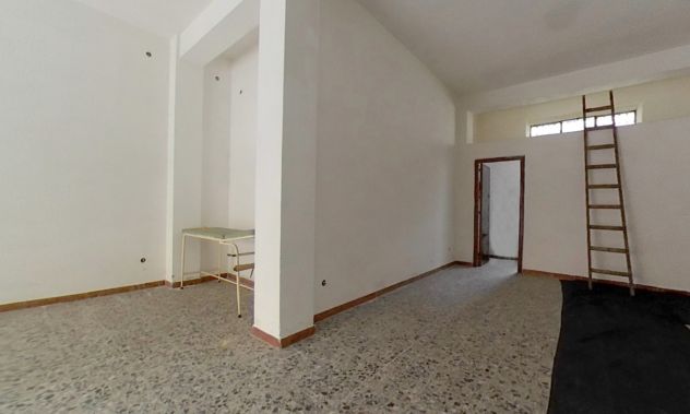 locale commerciale in vendita a Guspini