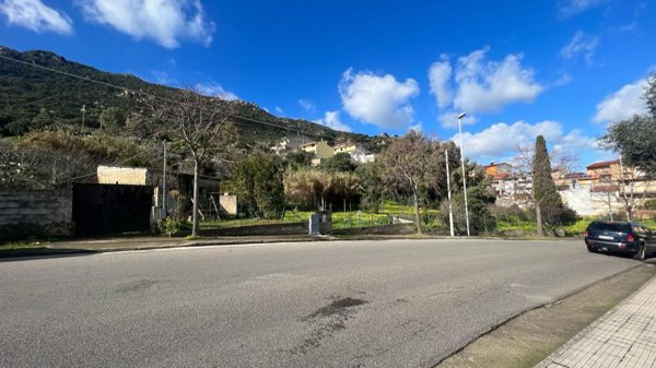rudere in vendita a Guspini