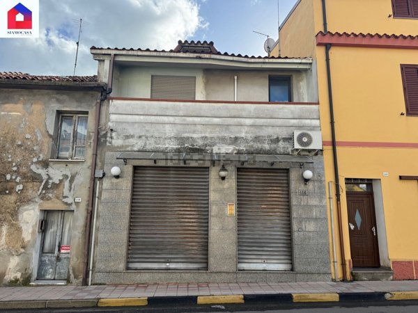 locale commerciale in vendita a Guspini
