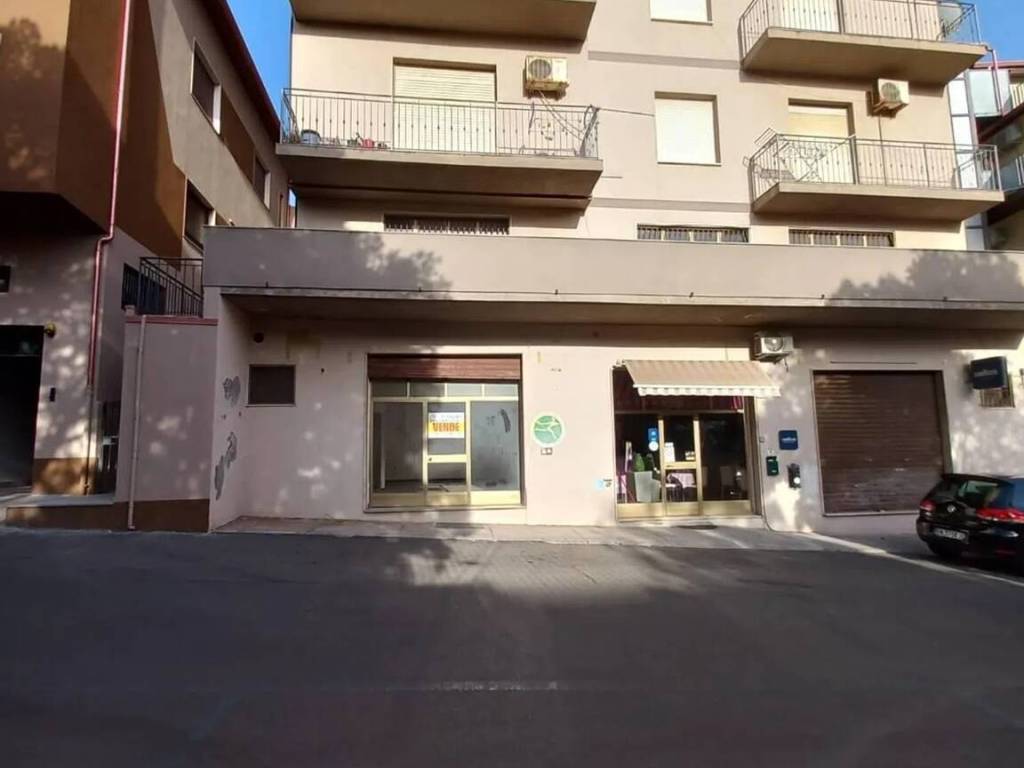 negozio in vendita ad Iglesias