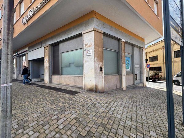 negozio in vendita ad Iglesias