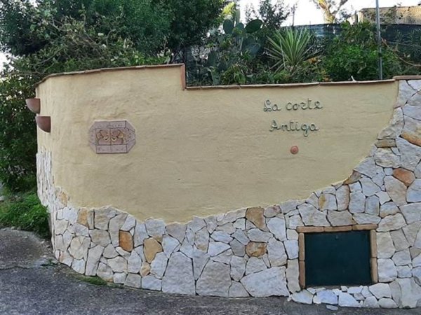 appartamento in vendita ad Iglesias in zona Nebida