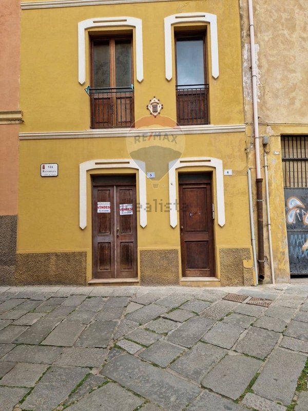locale commerciale in vendita ad Iglesias