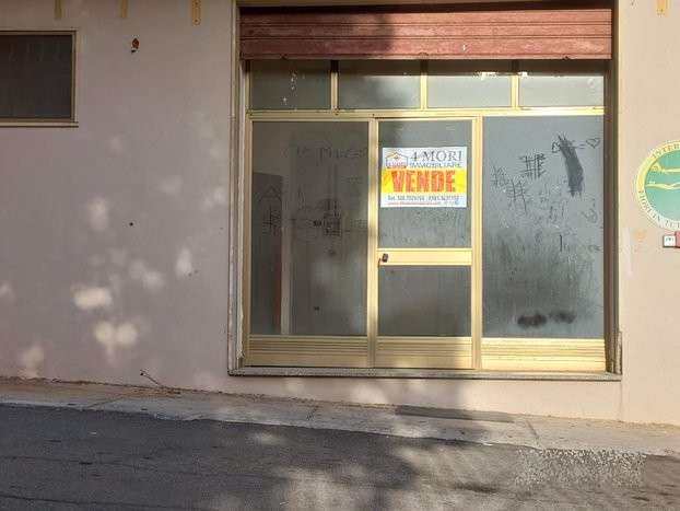 locale commerciale in vendita ad Iglesias