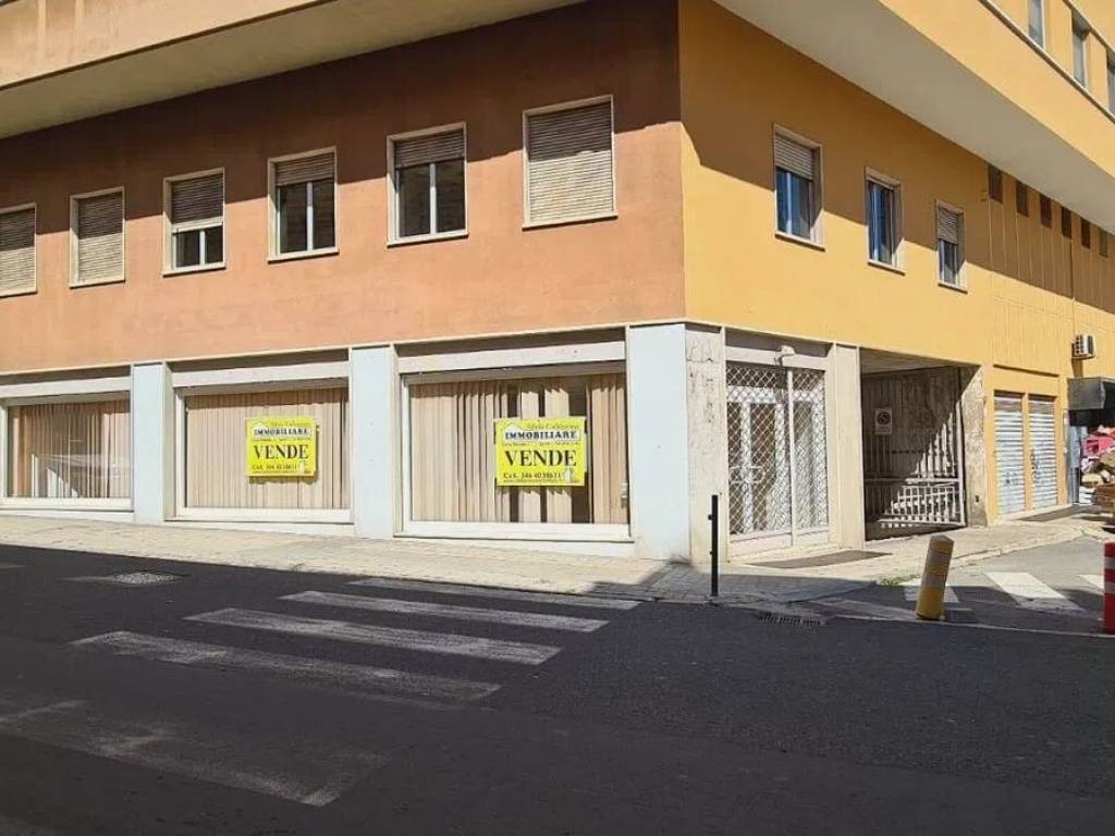 negozio in vendita ad Iglesias