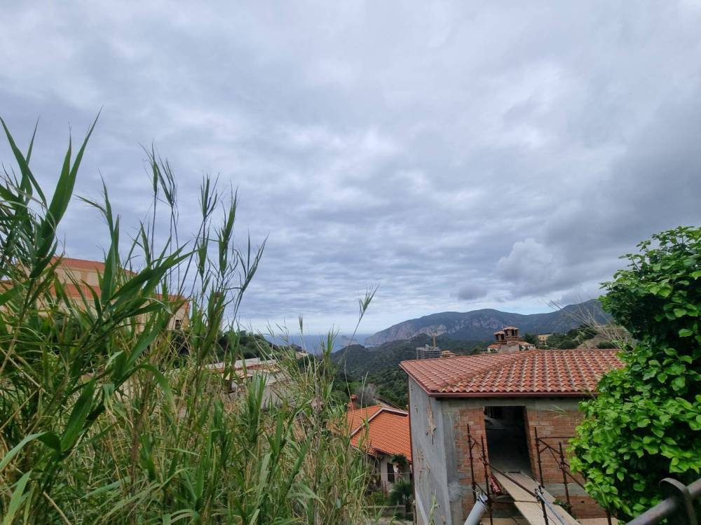 casa indipendente in vendita ad Iglesias in zona Nebida