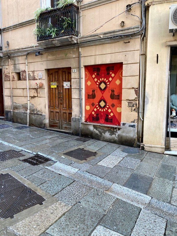 locale commerciale in vendita ad Iglesias