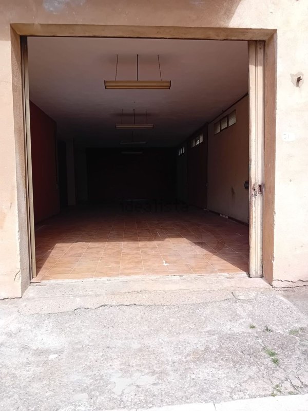 locale di sgombero in vendita ad Iglesias