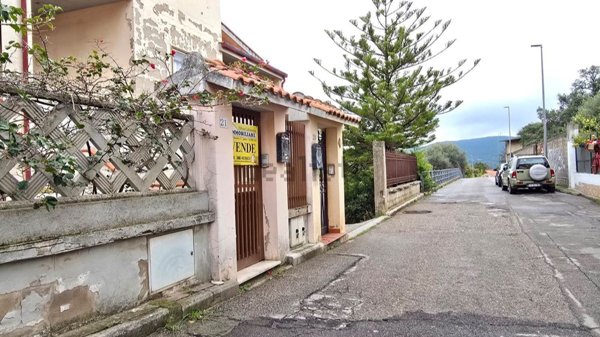 appartamento in vendita ad Iglesias in zona Monteponi