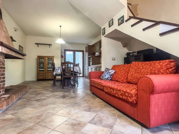 casa indipendente in vendita ad Iglesias in zona Bindua