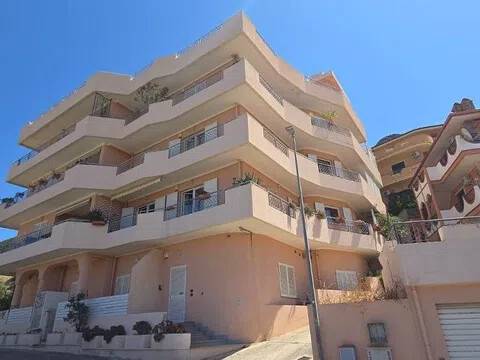 appartamento in vendita ad Iglesias in zona Nebida