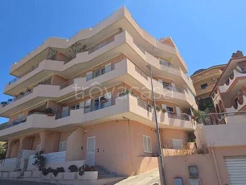 appartamento in vendita ad Iglesias in zona Nebida