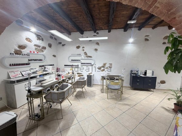 locale commerciale in vendita ad Iglesias