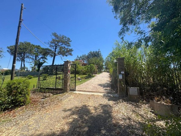 casa indipendente in vendita ad Iglesias in zona Corongiu