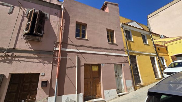 casa indipendente in vendita ad Iglesias