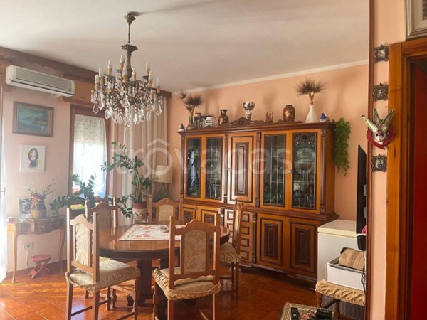 appartamento in vendita ad Isili