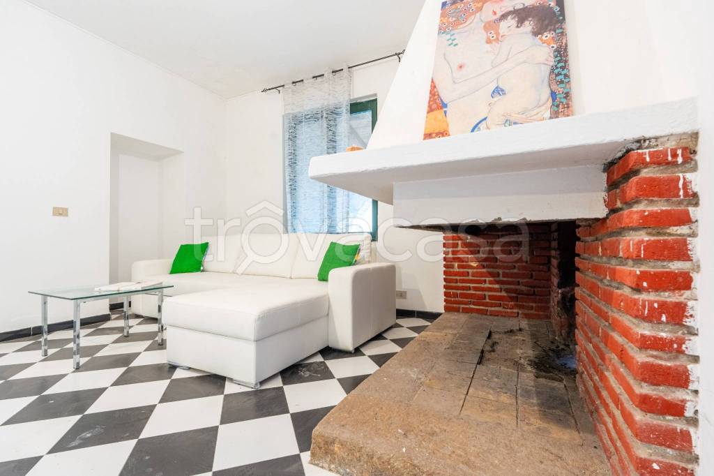 casa indipendente in vendita ad Isili