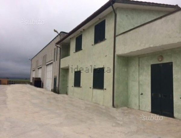 capannone in vendita ad Isili