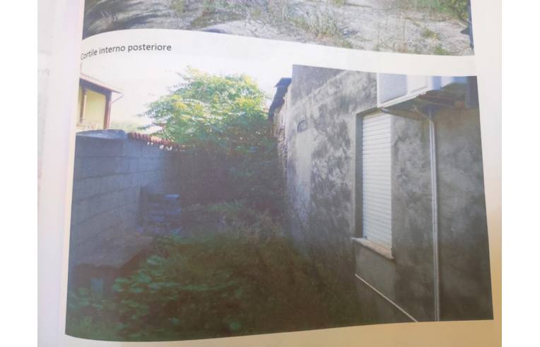 casa indipendente in vendita a Lunamatrona