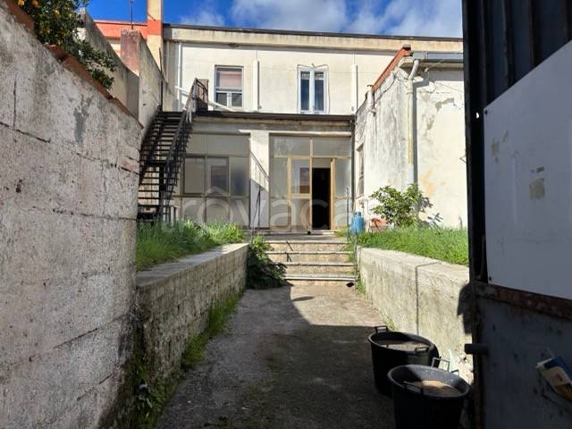 casa indipendente in vendita a Lunamatrona