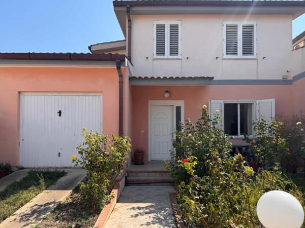 casa indipendente in vendita a Monastir